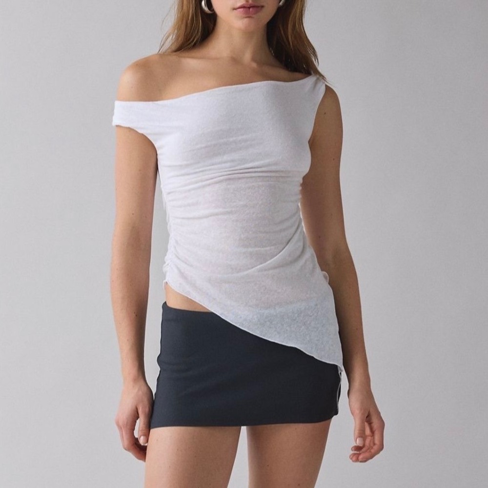 Silence + Noise White Asymmetrical Off Shoulder Ruched Top XL NWOT